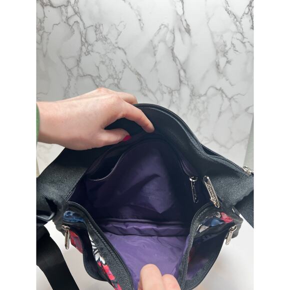 Lesportsac Deluxe Everyday Bag in Dark Floral - Picture 4 of 11